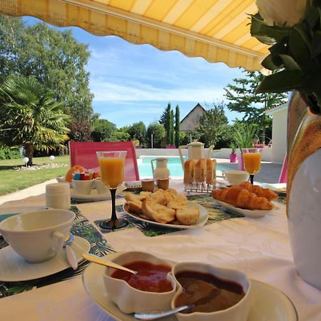 Bed and Breakfast Les Carpes A Limoges Exterior foto